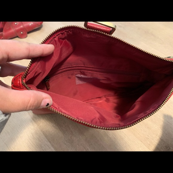 Red Matt and nat clutch - Picture 5 of 5